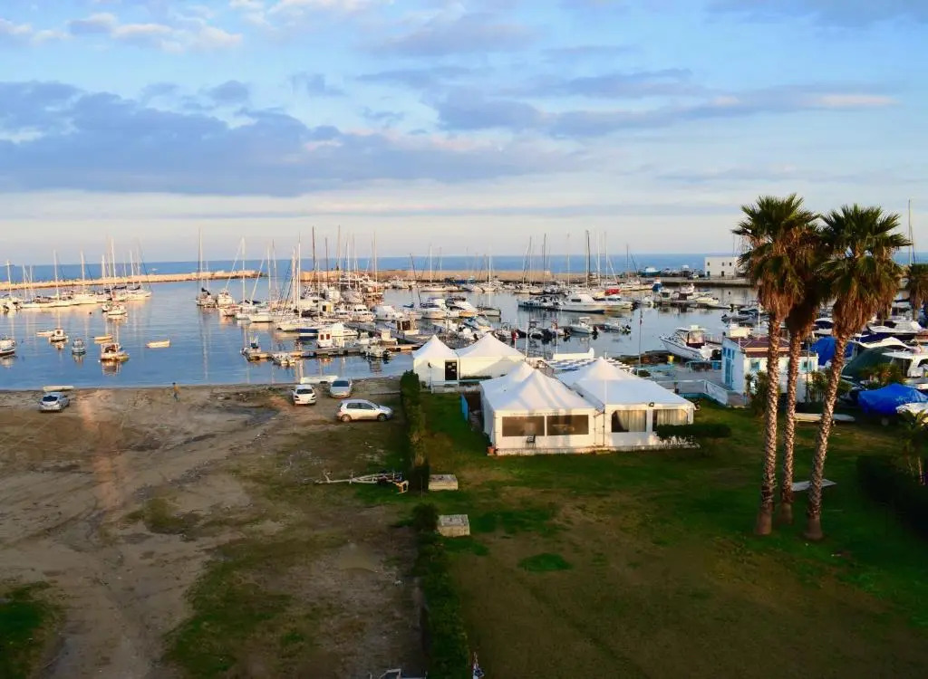 Harbor Houses II