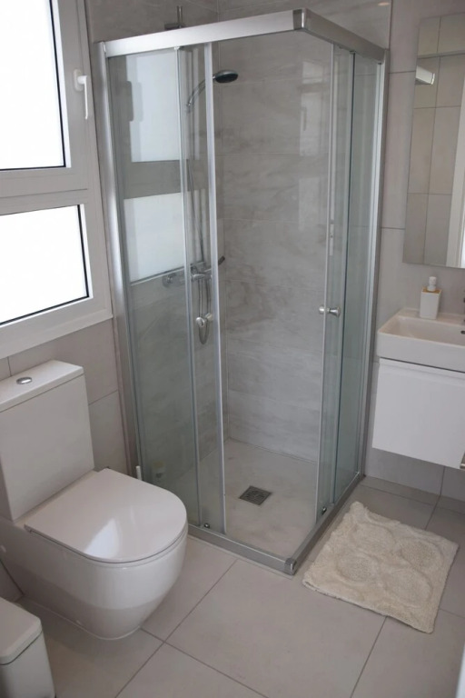 Tala Luxury apartments with pool by Raise