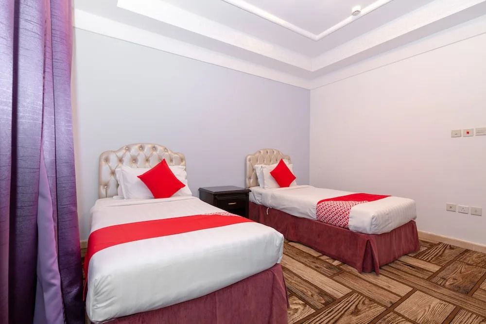 OYO 148 Shathi Almas hotel suites
