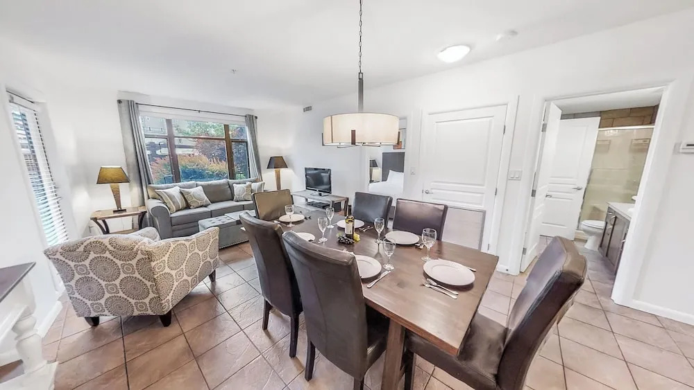 Easy Access Ground Floor Apartment #114