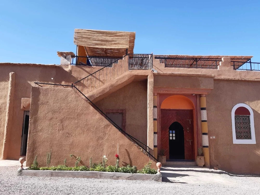 Auberge Restaurant TISSILI " Oasis de Fint"