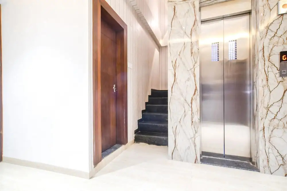Fabhotel Awadhvue