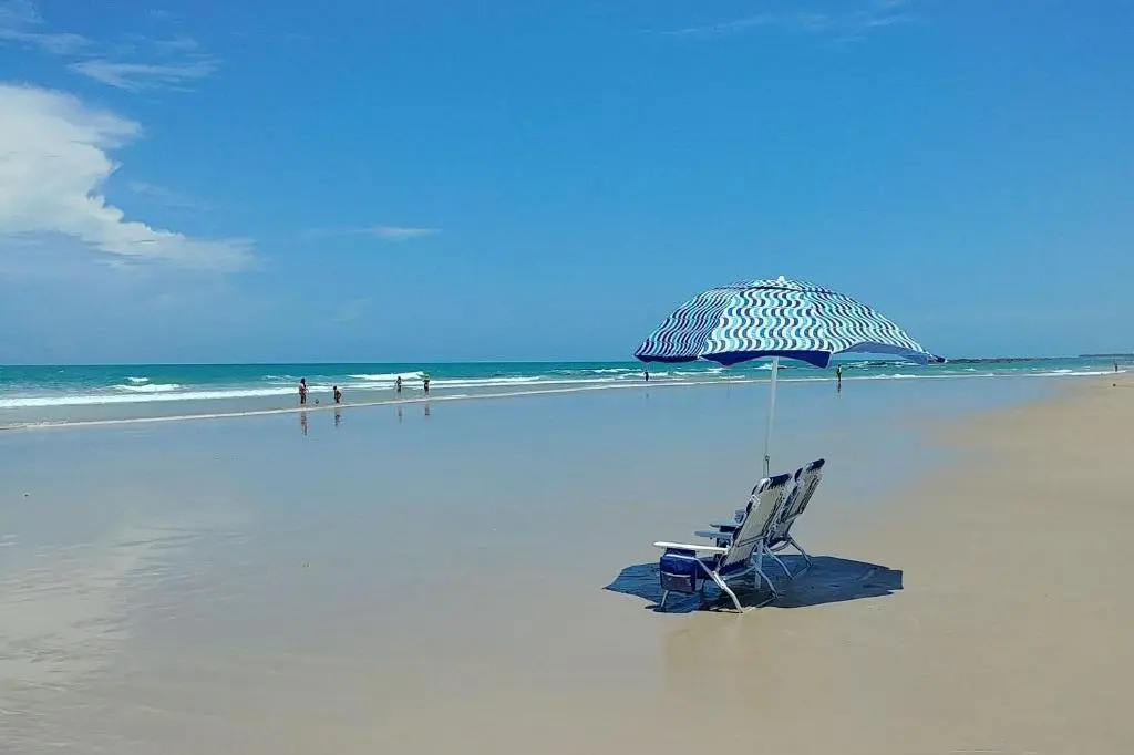Areias do Mar Tranquilo com Varanda A317