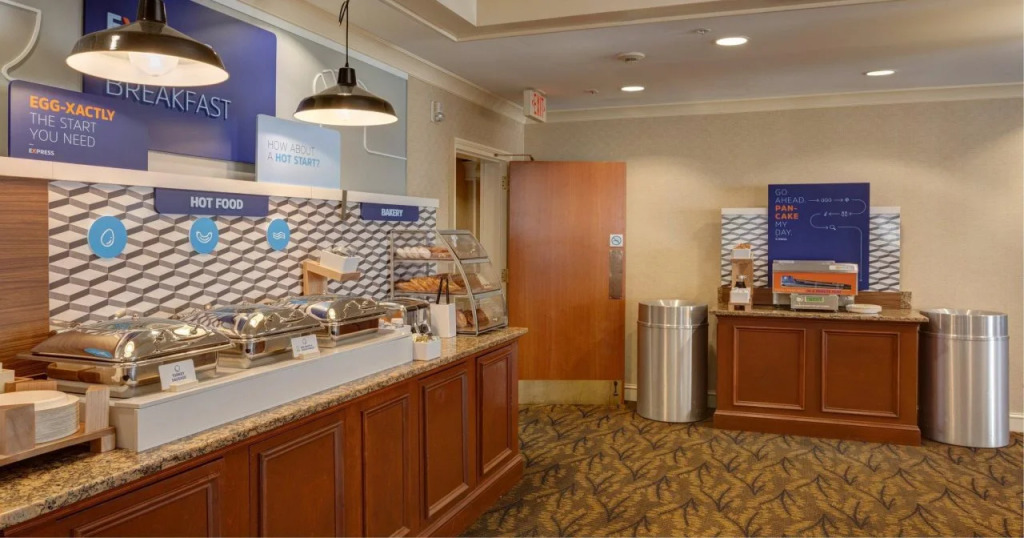 Comfort Inn & Suites Hadley - Amherst