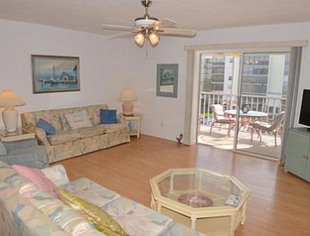 Royal Pelican #312 by Coastal Vacation Properties