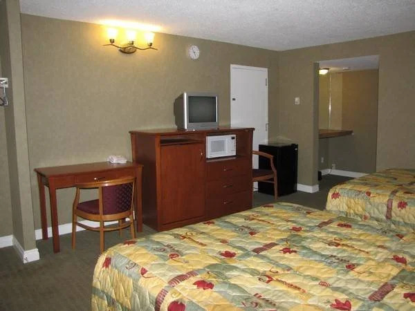 West Edmonton Motor Inn
