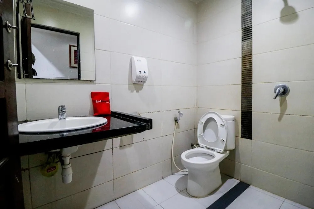 RedDoorz Plus @ Banjarmasin Tengah