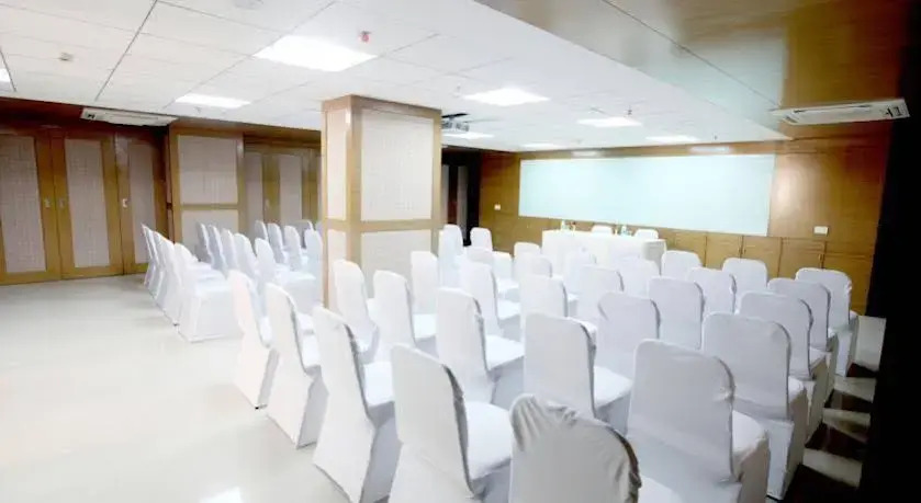 Vinstar Serviced Apartments