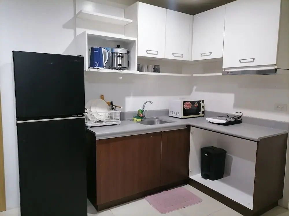 Cozy Condo near US EmbassyErmita Manila/ Roxas blvd/ Dolomite beach