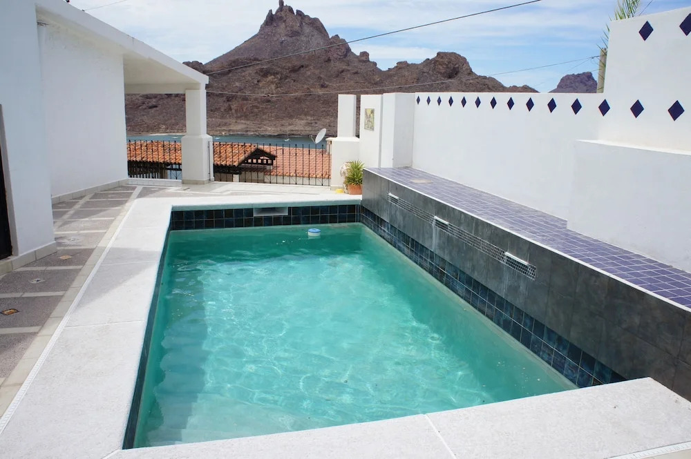 Caracol Peninsula 549-A - 2 Br home