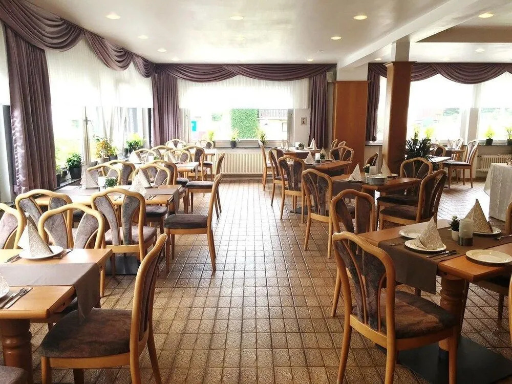 Louis Hotels