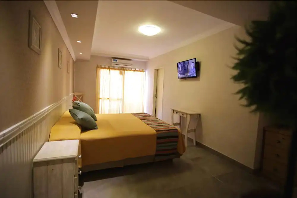 Club House Hotel