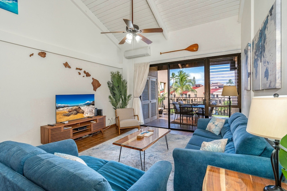 Kamaole Sands 7-405 - Stunning Renovation, Large Lanai, Ocean Views, Split AC!