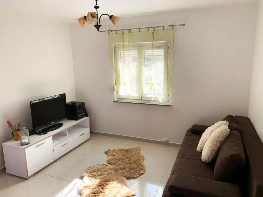 NEW Apartment Ema II