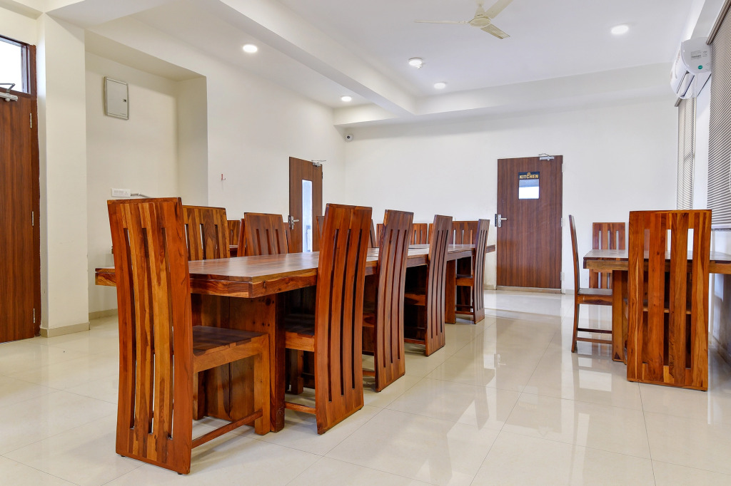 FabHotel Oxus