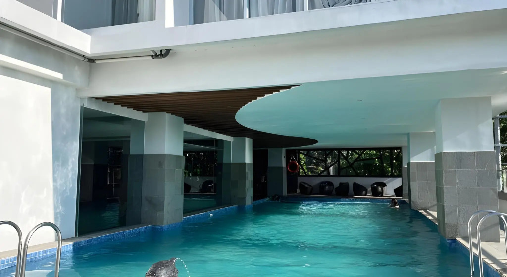 Rogers Hotel Manado