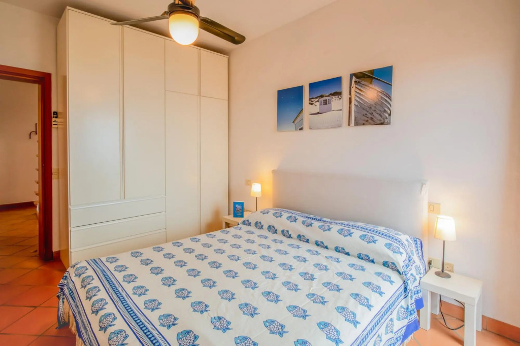Apartment in the main square of Capoliveri with sea view-In Piazza Vista Mare
