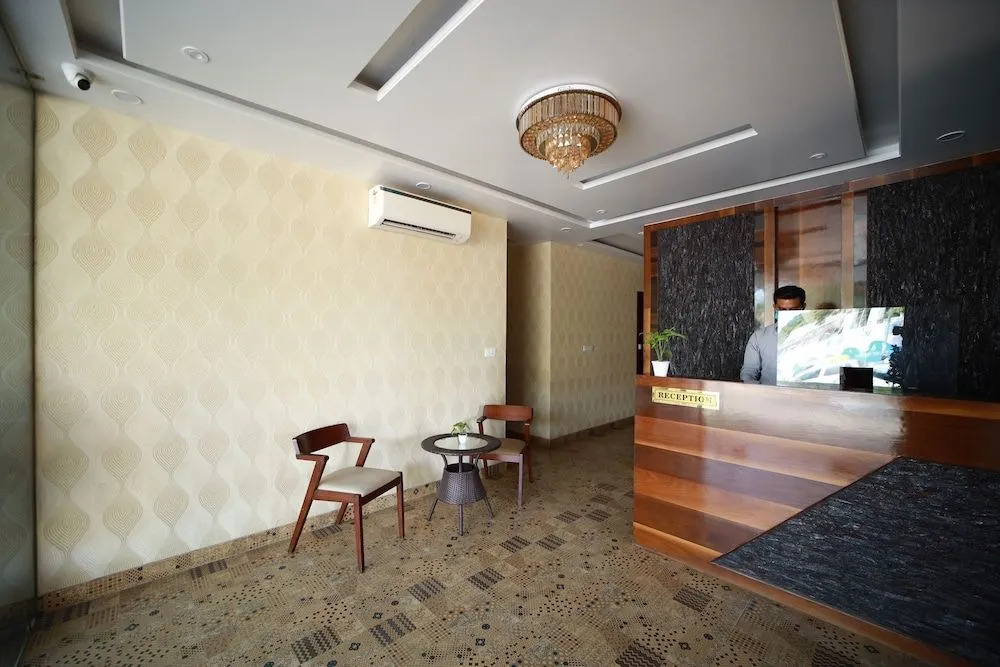 Hotel Neerja Inn