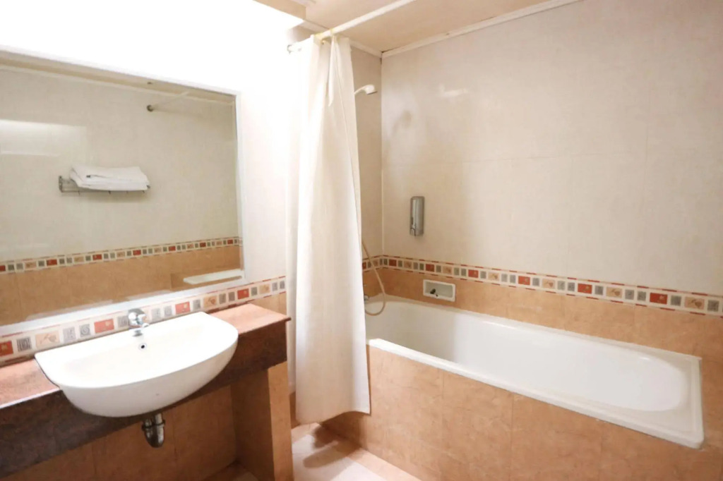 Hotel Melawai 2