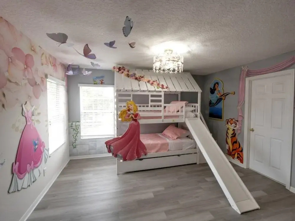 Six Bed Pool Villa in Resort -Close to Disney