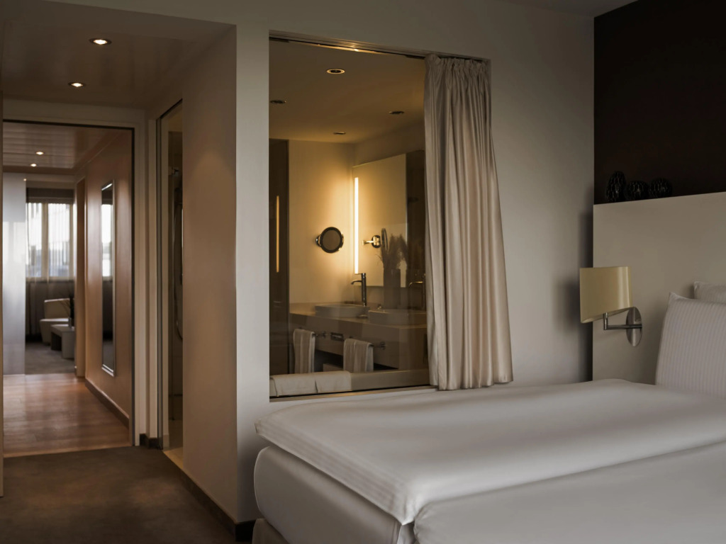 PULLMAN Berlin Schweizerhof - City Center, Zoo und Kurfürstendamm