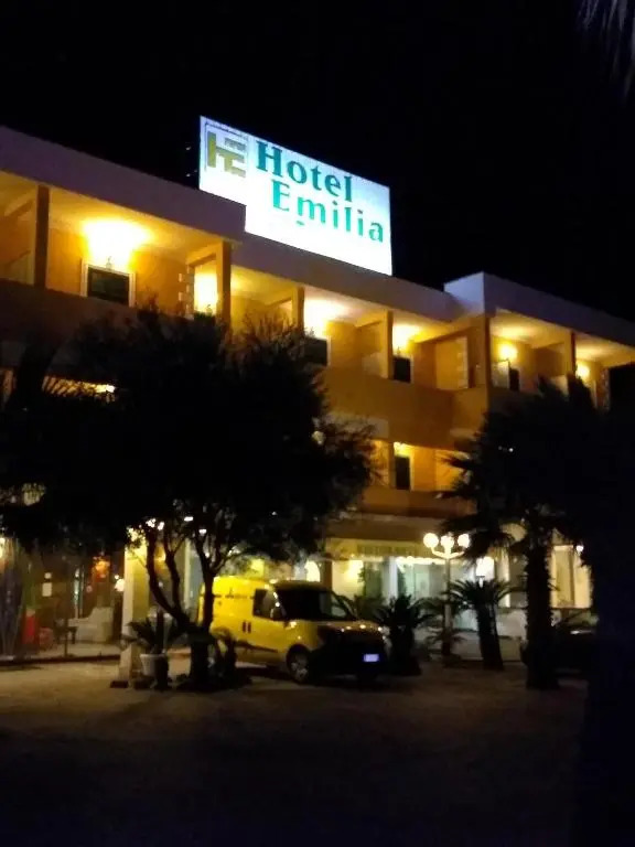 Hotel Emilia