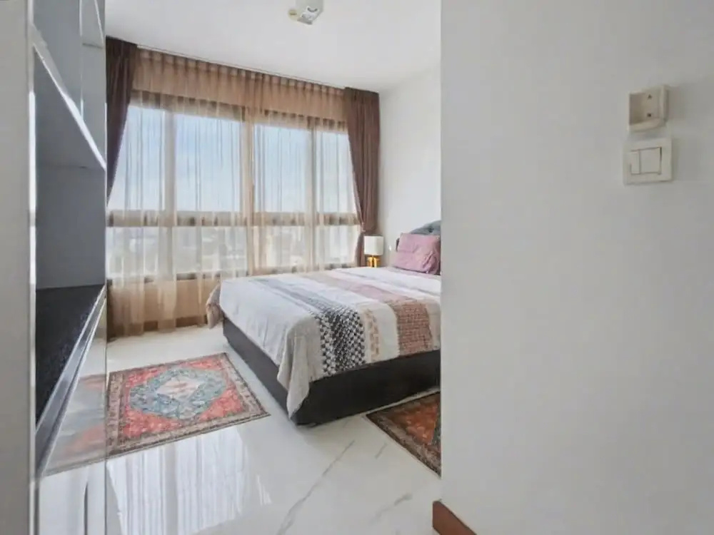 Luxury Large One Bedroom Seaview Serviced Apartment at Wongamat, Pattaya