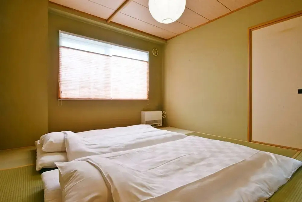 Hostel PLEASURE MARUYAMA