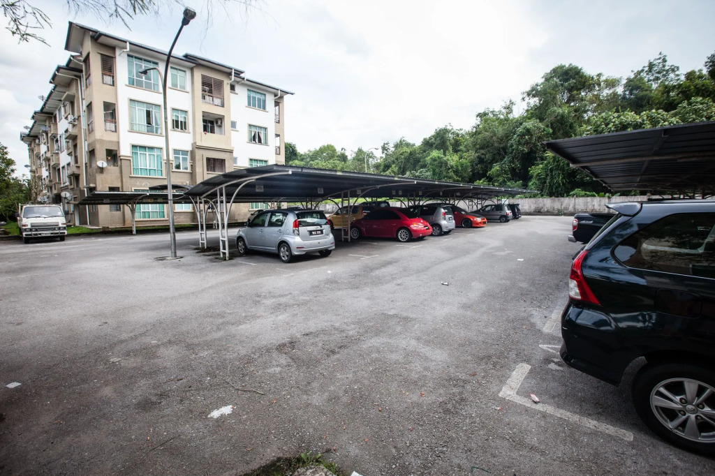 Natol Homestay - Kuching Home Penthouse Airport Road