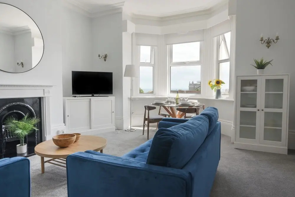 Flat 2, 10 Seafield Road