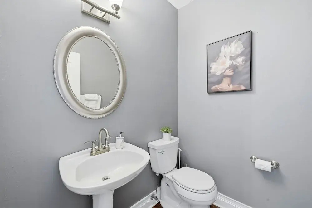 Modern 4-bedroom Townhouse in River West