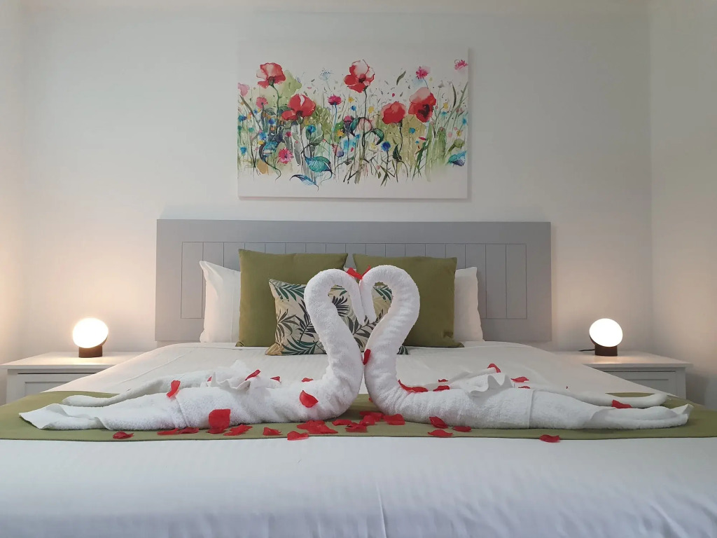 Noosa River Retreat Holiday Apartments