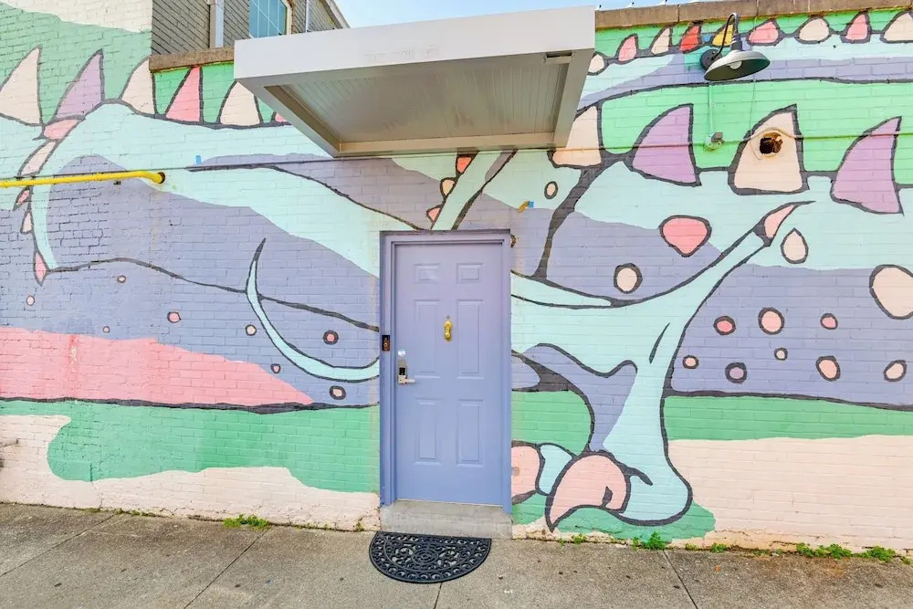 Walk to Vanderbilt: Eclectic Apt in Nashville