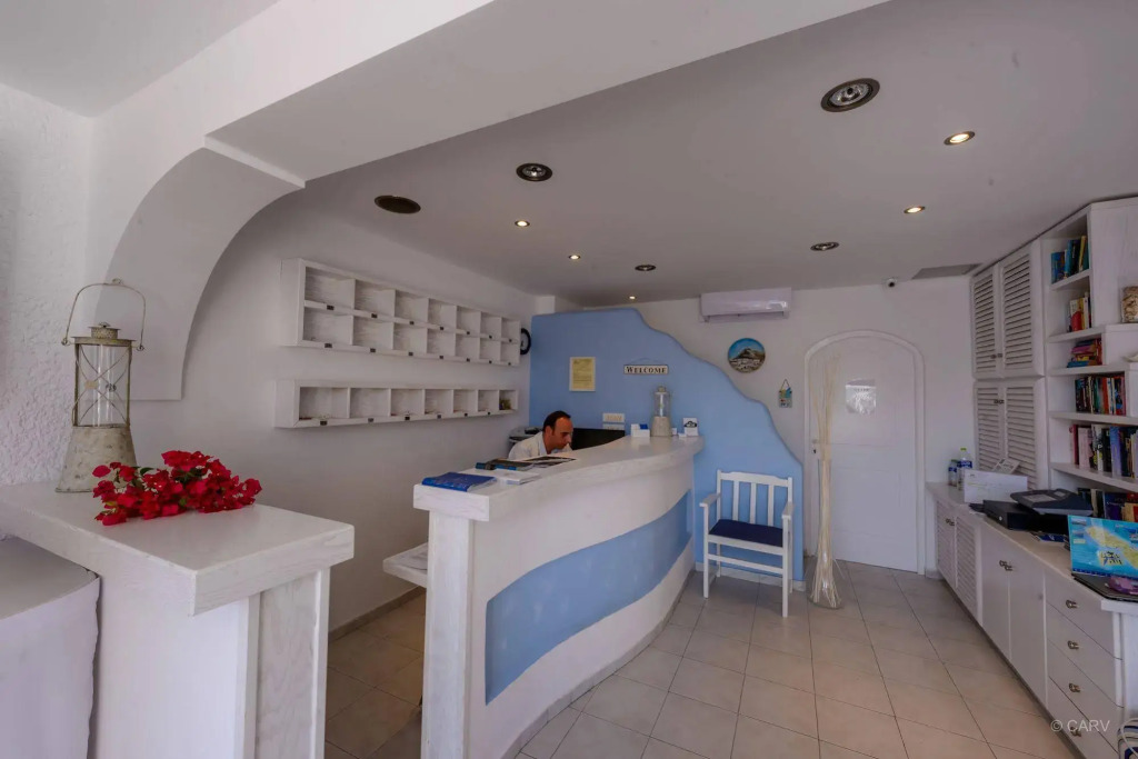 Vardia Bay Studios