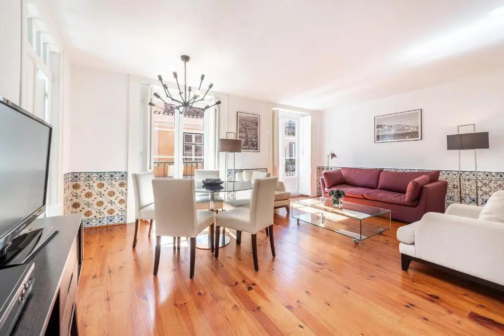 Modern 2Br Baixa Apt For Up To 5 Guests!