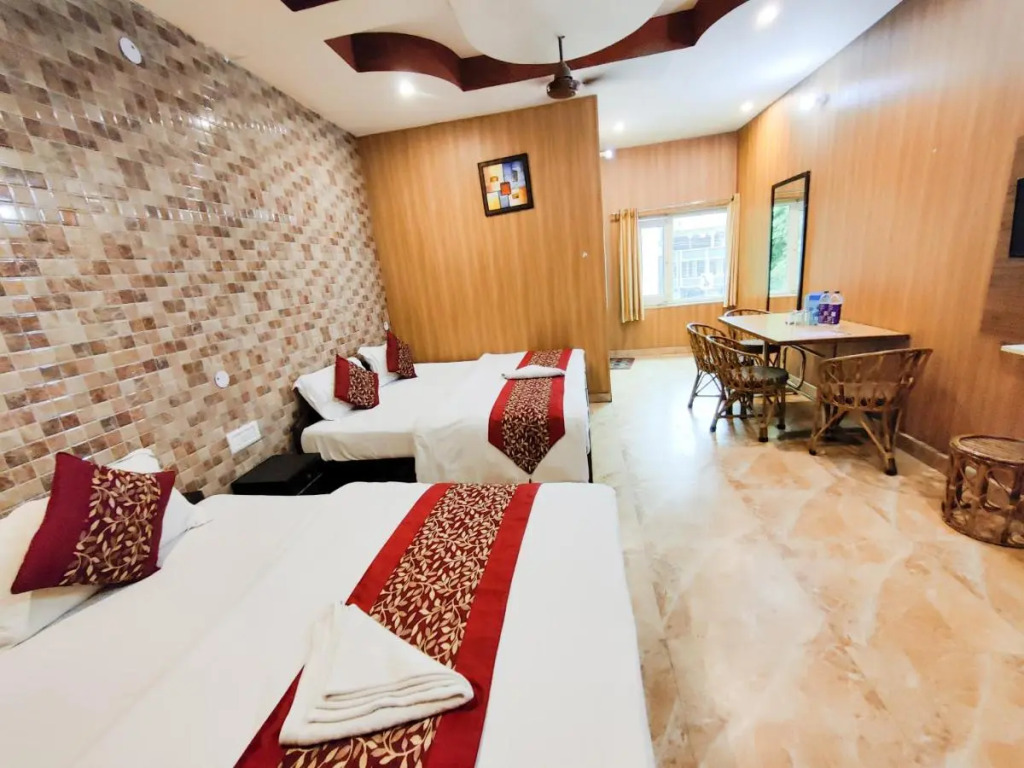 PerfectStayz Value Hills Tapovan