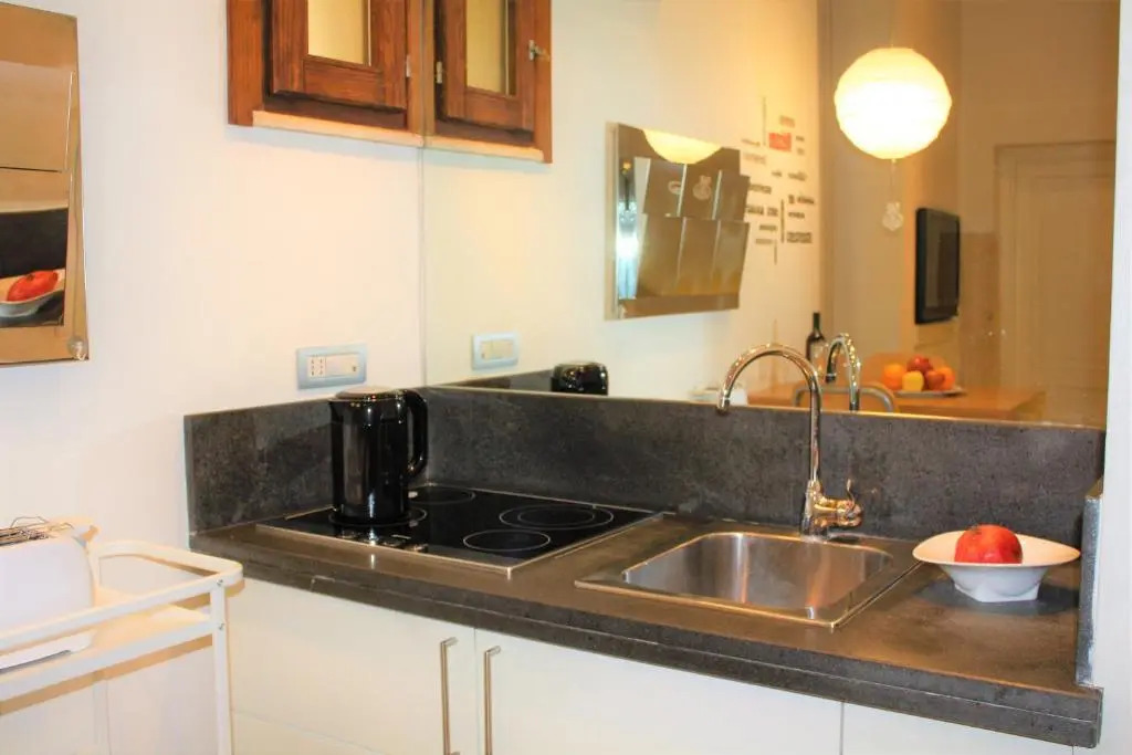 Navona Secret Suite