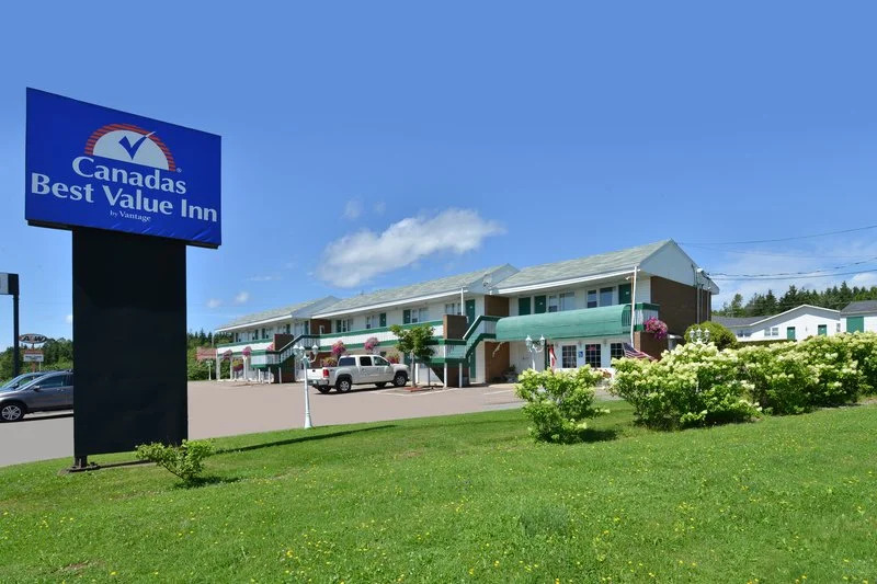 Econo Lodge Macpuffin