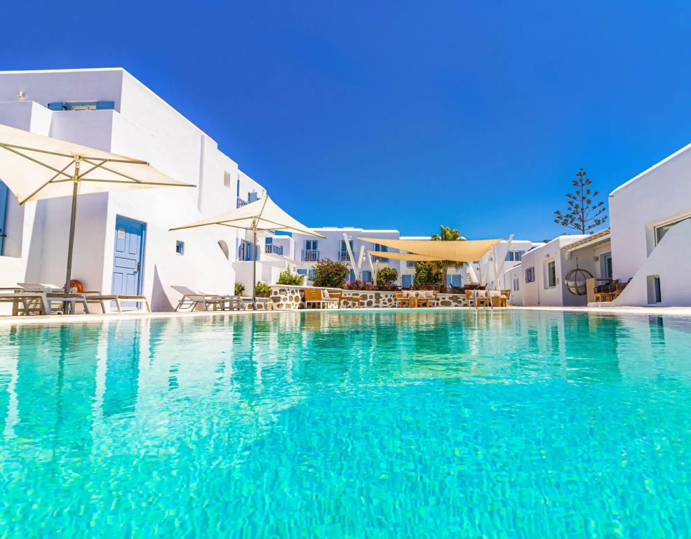 Aeolos Resort