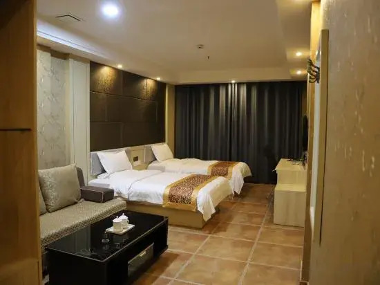 Shilou Qiansheng Business Hotel
