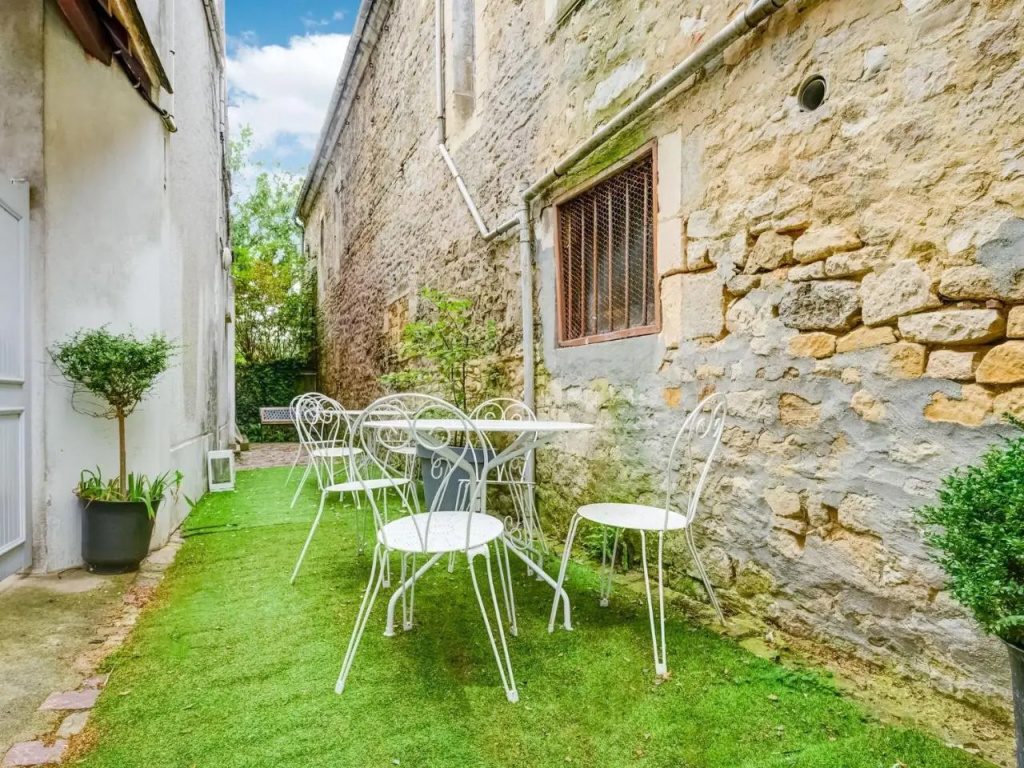Cosy studio in Isigny sur Mer with a terrace