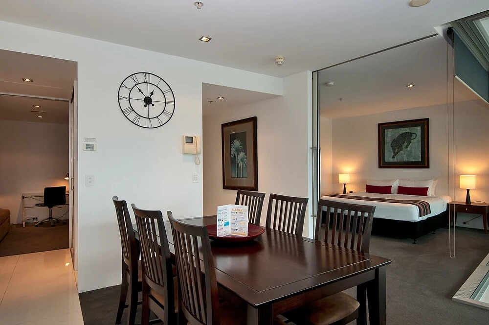 Private 29/F 2 bedroom Q1 Apartment Ocean & River Views