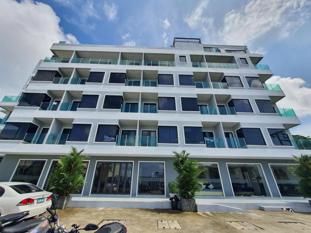 Kana Triple L Hotel Phuket普吉岛卡娜3L酒店