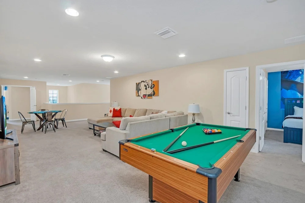 Grand 8BD Villa With Themed Rooms and Game Room! Close to Disney! #8ws883