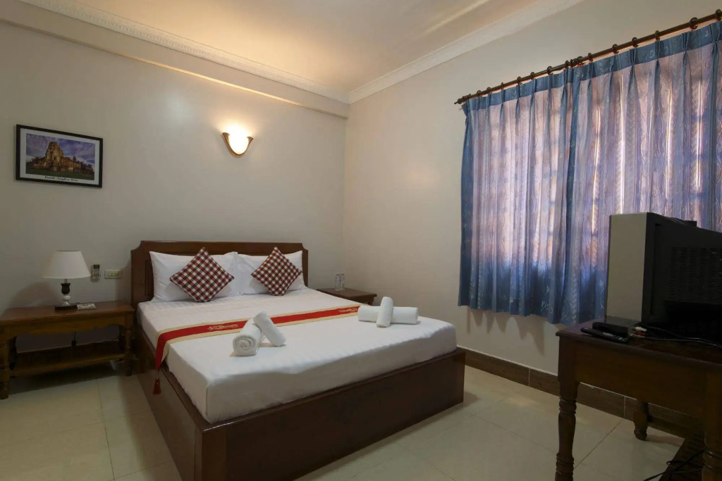 Panda Angkor Inn