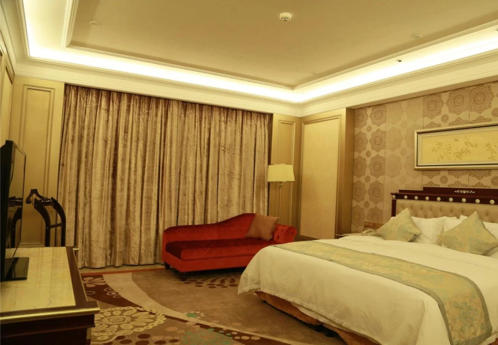Canal Jinling Grand Hotel At Suqian