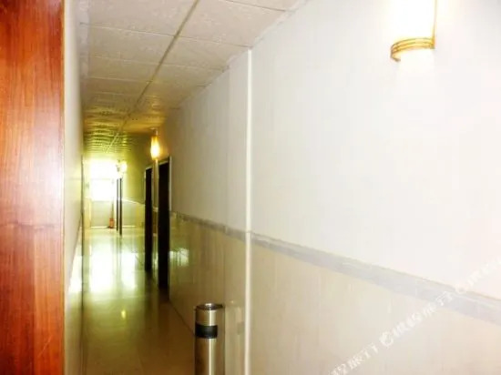 Jinbo Business Hotel