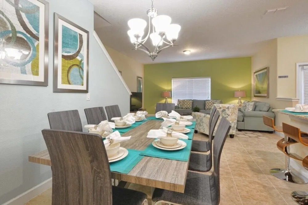 Storey Lake-5 Bedroom Townhome w/Splashpool-1606ST