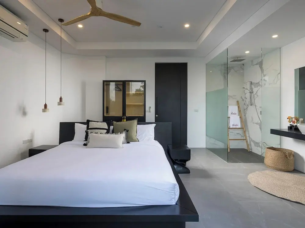 Golden Lotus Villas