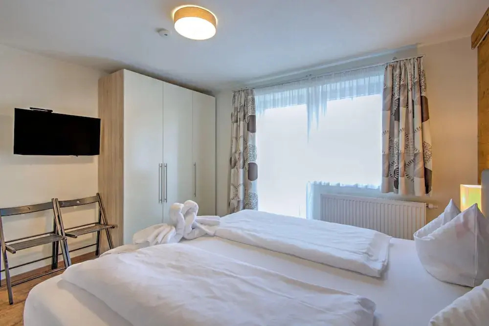 Ski-in, Ski-out Brunner Apartment, Wildschonau